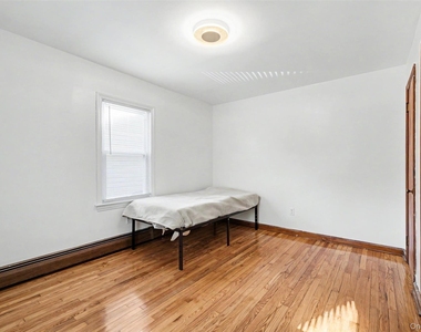 15 Forge Hill Road - Photo Thumbnail 10