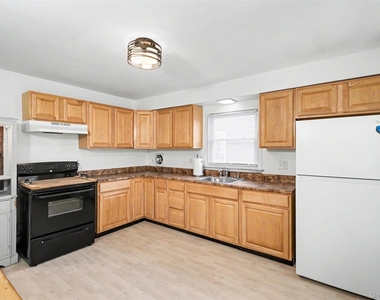 15 Forge Hill Road - Photo Thumbnail 5