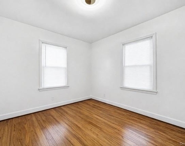 15 Forge Hill Road - Photo Thumbnail 11