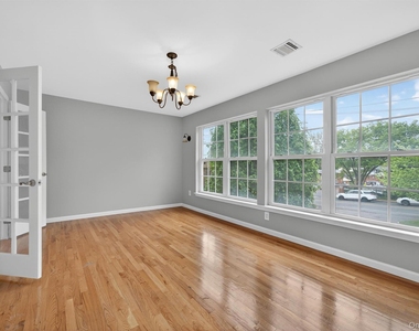 16 W Railroad Avenue - Photo Thumbnail 6