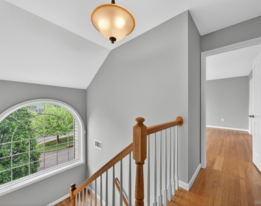 16 W Railroad Avenue - Photo Thumbnail 15