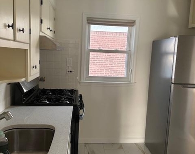 106 Bregman Avenue - Photo Thumbnail 2