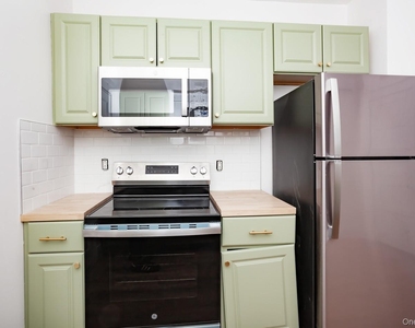 1009 Hudson Avenue - Photo Thumbnail 3
