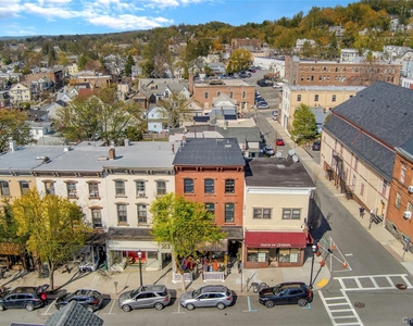 19 Main Street - Photo Thumbnail 21
