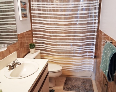 360 Shore Rd - Photo Thumbnail 7