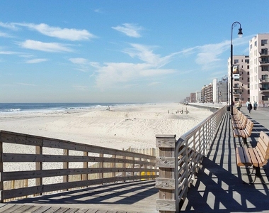 360 Shore Rd - Photo Thumbnail 1
