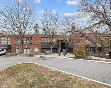 60 Kensico Road - Photo Thumbnail 10