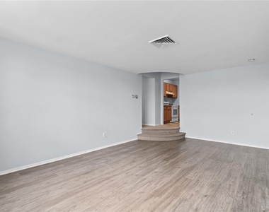 60 Kensico Road - Photo Thumbnail 3