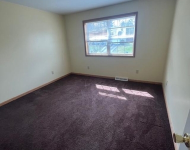 26 Ponderosa Drive - Photo Thumbnail 4