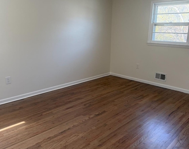 13 Oak Wood Drive - Photo Thumbnail 29