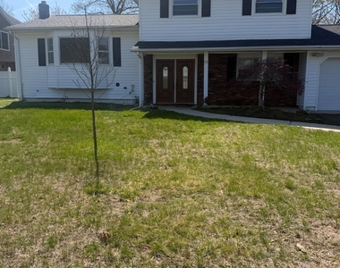 13 Oak Wood Drive - Photo Thumbnail 1