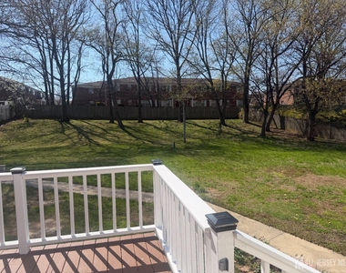 13 Oak Wood Drive - Photo Thumbnail 42
