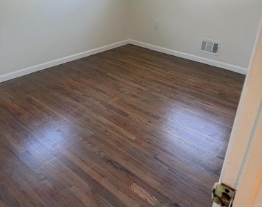 13 Oak Wood Drive - Photo Thumbnail 25