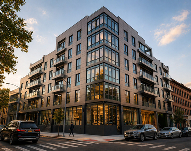 36 India Street - Photo Thumbnail 9