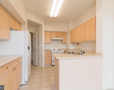 19365 Cypress Ridge Terrace - Photo Thumbnail 2