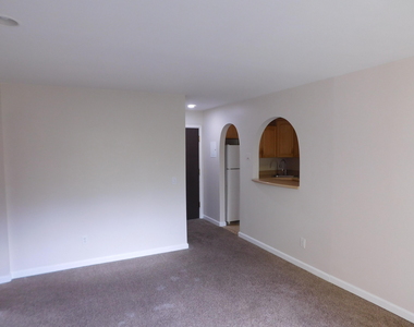 32005 W 12 Mile Road - Photo Thumbnail 3