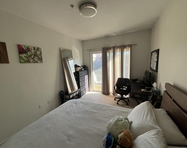1021 Maiden Lane - Photo Thumbnail 20