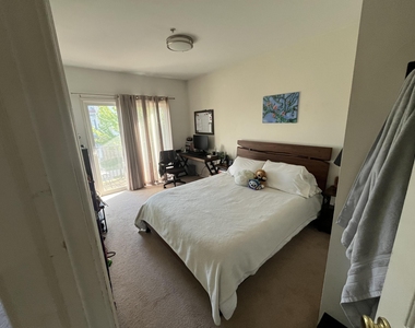 1021 Maiden Lane - Photo Thumbnail 19
