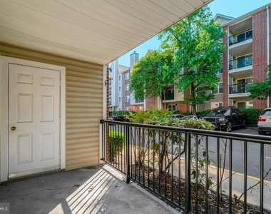 3308 Wyndham Circle - Photo Thumbnail 19