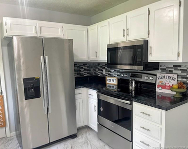 1366 Worstead Drive - Photo Thumbnail 8