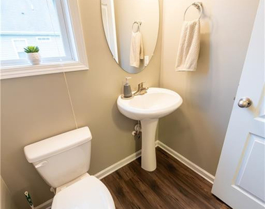 622 Omaha Drive - Photo Thumbnail 16