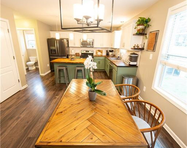 622 Omaha Drive - Photo Thumbnail 9