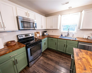 622 Omaha Drive - Photo Thumbnail 12