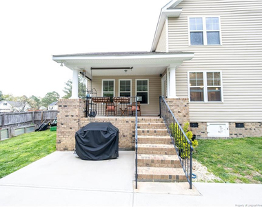 622 Omaha Drive - Photo Thumbnail 32