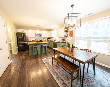 622 Omaha Drive - Photo Thumbnail 8