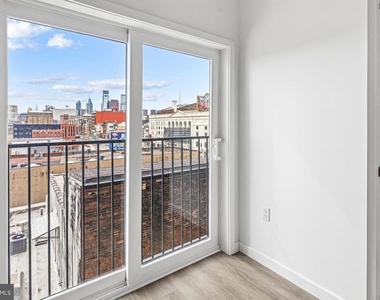 915 N Broad Street - Photo Thumbnail 3
