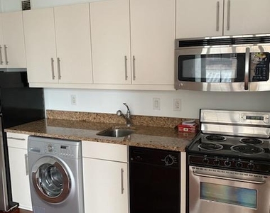 219 S 18th Street - Photo Thumbnail 2