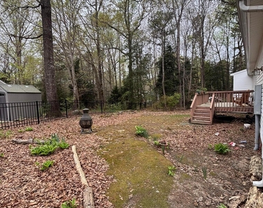 20 Hollyfield Lane - Photo Thumbnail 18