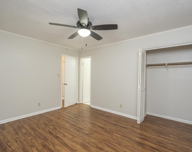 4 A Baytree Court - Photo Thumbnail 13