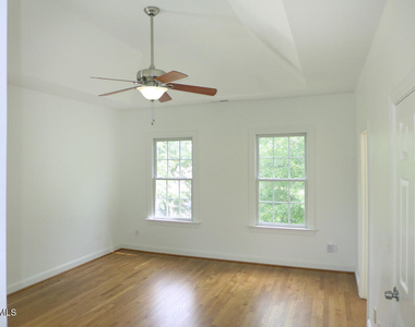 111 Tharrington Drive - Photo Thumbnail 11