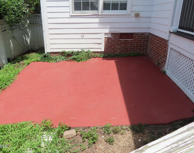 111 Tharrington Drive - Photo Thumbnail 19