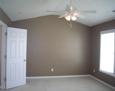 7100 Proctor Hill Drive - Photo Thumbnail 6