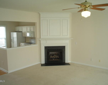 7100 Proctor Hill Drive - Photo Thumbnail 4