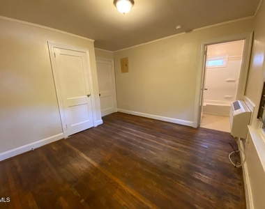 905 Bunn Terrace - Photo Thumbnail 9