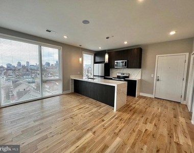1000 W Girard Avenue - Photo Thumbnail 40