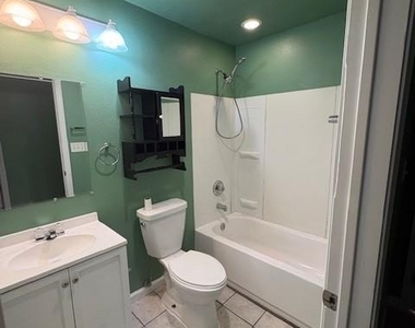 606 Guadalimar St - Photo Thumbnail 7