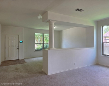 160 Mistletoe Ln - Photo Thumbnail 3