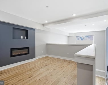 1000 W Girard Avenue - Photo Thumbnail 22