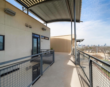 2525 S Lamar Blvd - Photo Thumbnail 22