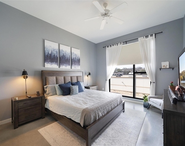 2525 S Lamar Blvd - Photo Thumbnail 11