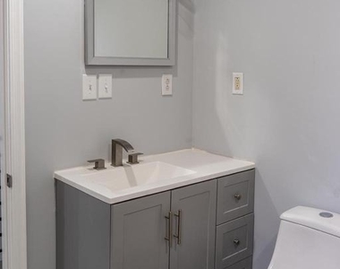 2323 Moore Street - Photo Thumbnail 16