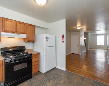 1635 Fontain Street - Photo Thumbnail 13