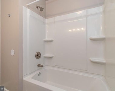 1635 Fontain Street - Photo Thumbnail 26