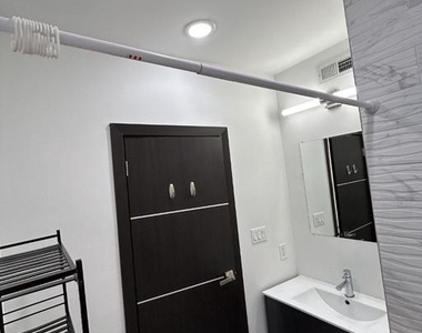 1713 S 2nd Street - Photo Thumbnail 5