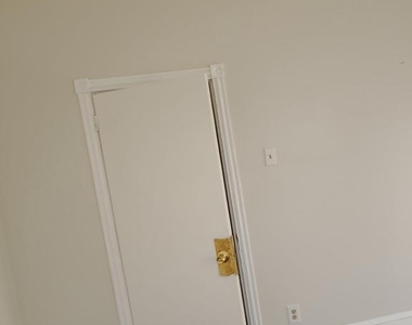 5045 Tacoma Street - Photo Thumbnail 7