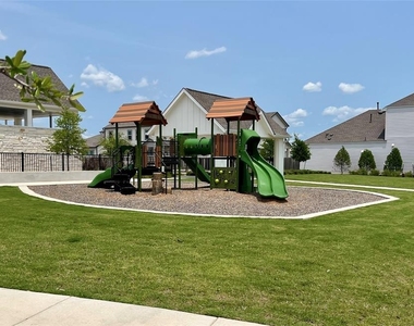 8605 San Giano Cv - Photo Thumbnail 17